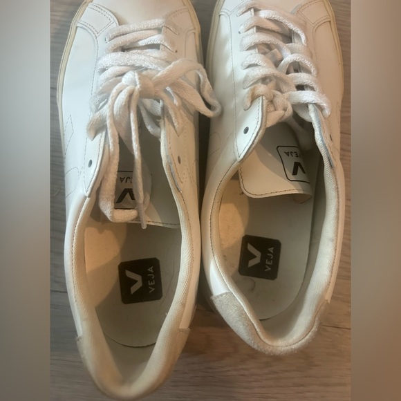 Size 10 - VEJA Esplar Leather Extra White W - Picture 6 of 8